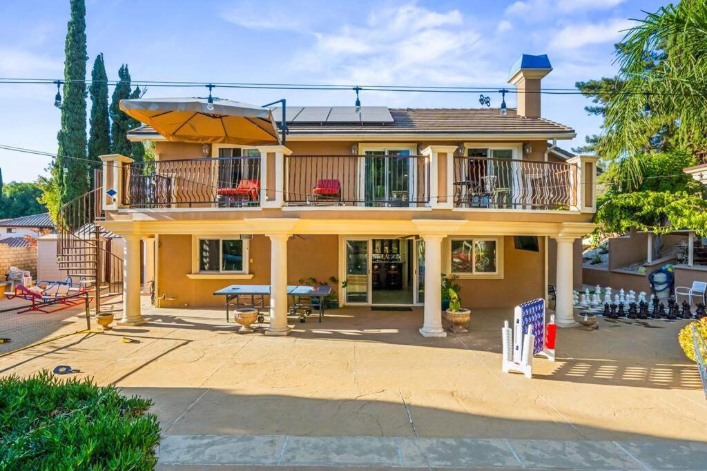 Holiday home With Games, Slide, Oasis Los Angeles